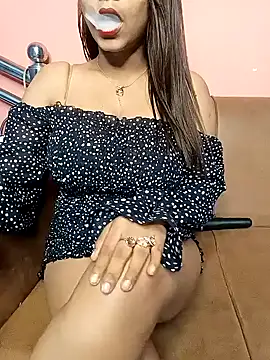 Divya girl online show from 01/12/25, 06:49