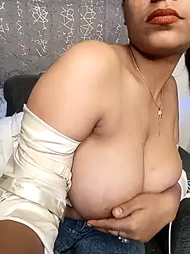 Divya girl online show from 02/09/25, 04:29