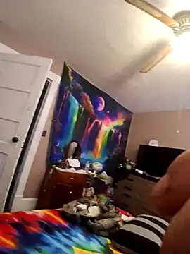 Snapshot of nuttinbuttcock69 chatting on 04/15/26, 04:47 nuttinbuttcock69 online show from 04/15/26, 04:47