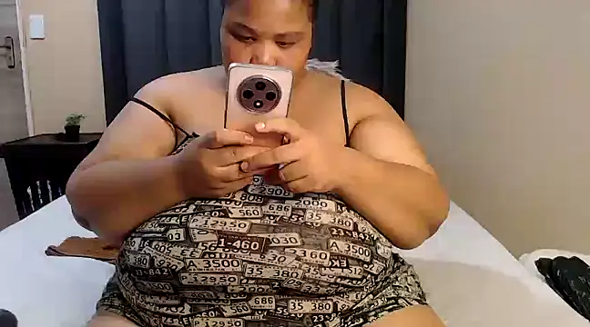Snapshot of XXSEXYBBW94 chatting on 01/11/25, 06:12 XXSEXYBBW94 online show from 01/11/25, 06:12