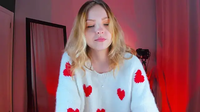 Snapshot of stay_with_alice chatting on 01/29/25, 01:38 stay with alice online show from 01/29/25, 01:38