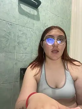 Snapshot of conniejames_m chatting on 03/16/26, 02:39 conniejames m online show from 03/16/26, 02:39