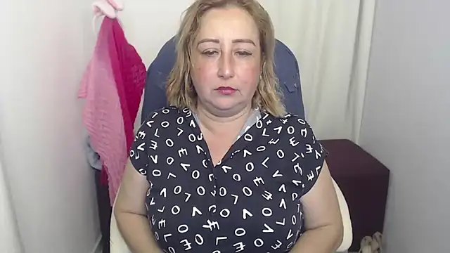 paiper halliwey online show from 01/18/25, 11:22