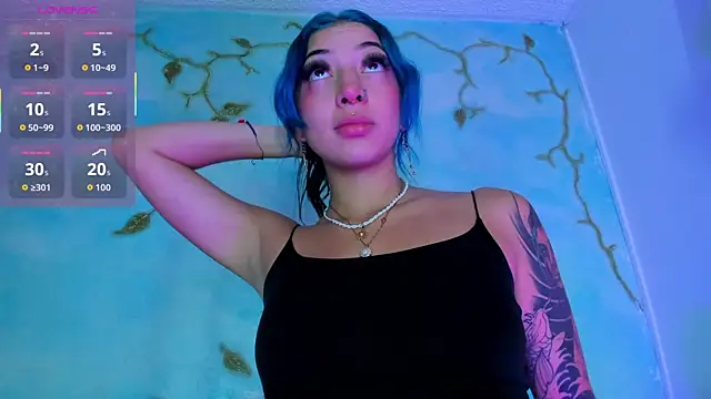 Snapshot of SaturnooStonee chatting on 03/05/26, 01:23 SaturnooStonee online show from 03/05/26, 01:23