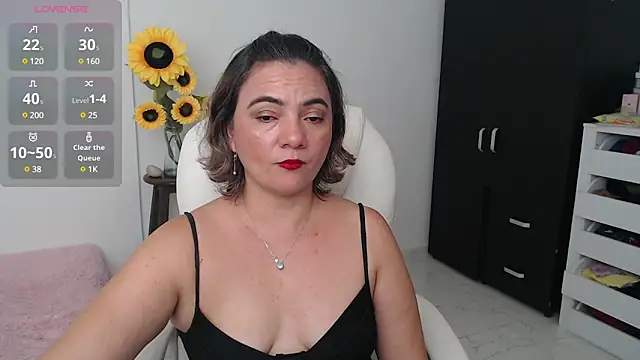 ana milf online show from 12/16/24, 02:04