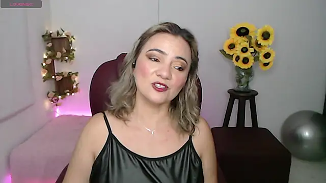 ana milf online show from 03/01/26, 11:45