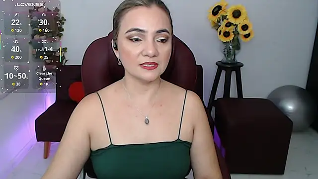 Snapshot of ana_milf chatting on 05/11/26, 02:01 ana milf online show from 05/11/26, 02:01