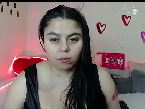 Snapshot of celestehot707rs chatting on 02/15/25, 02:00 celestehot707rs online show from 02/15/25, 02:00