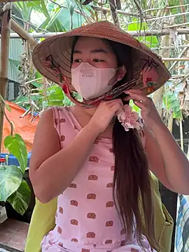 Snapshot of BabyThree_ chatting on 01/13/25, 07:43 BabyThree online show from 01/13/25, 07:43