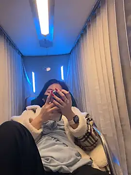 Snapshot of BabyThree_ chatting on 01/17/25, 02:39 BabyThree online show from 01/17/25, 02:39