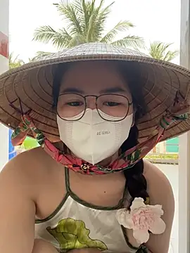 Snapshot of BabyThree_ chatting on 01/26/25, 10:23 BabyThree online show from 01/26/25, 10:23