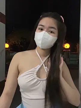 Snapshot of BabyThree_ chatting on 02/10/25, 01:44 BabyThree online show from 02/10/25, 01:44