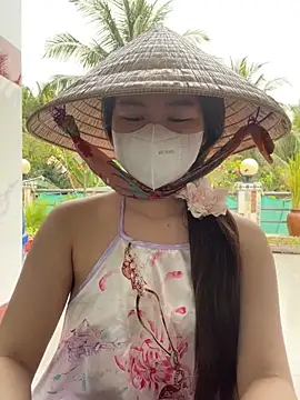 Snapshot of BabyThree_ chatting on 02/11/25, 07:23 BabyThree online show from 02/11/25, 07:23