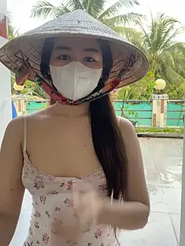 Snapshot of BabyThree_ chatting on 02/19/25, 08:44 BabyThree online show from 02/19/25, 08:44