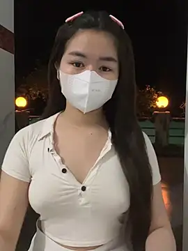 Snapshot of BabyThree_ chatting on 02/22/25, 02:30 BabyThree online show from 02/22/25, 02:30