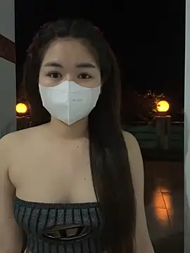 Snapshot of BabyThree_ chatting on 02/25/25, 01:50 BabyThree online show from 02/25/25, 01:50