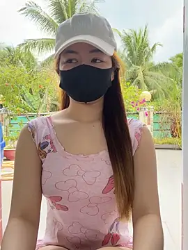 Snapshot of BabyThree_ chatting on 09/10/25, 09:31 BabyThree online show from 09/10/25, 09:31