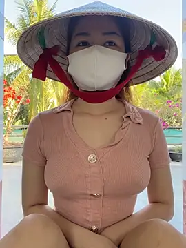 BabyThree  online show from 02/03/26, 09:14