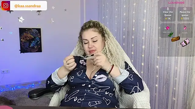 Snapshot of misskaassandraa chatting on 12/19/24, 08:34 misskaassandraa online show from 12/19/24, 08:34