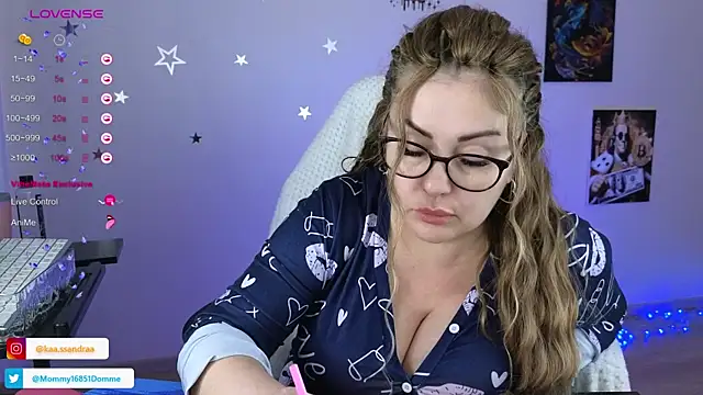 Snapshot of misskaassandraa chatting on 02/18/25, 03:32 misskaassandraa online show from 02/18/25, 03:32