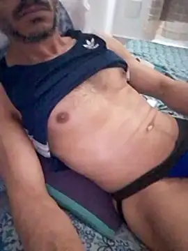 Snapshot of funguybr36 chatting on 11/26/25, 06:20 funguybr36 online show from 11/26/25, 06:20