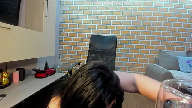 Snapshot of hottitsAnna chatting on 03/31/26, 03:01 hottitsAnna online show from 03/31/26, 03:01