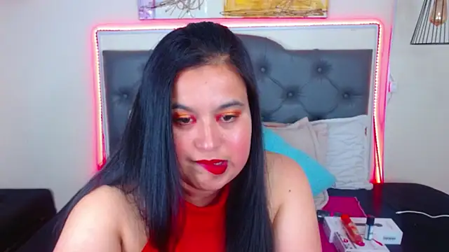 mia xx1 online show from 12/06/24, 04:25