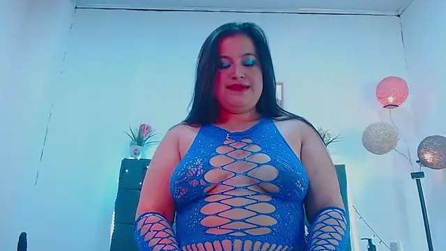 Snapshot of mia_xx1 chatting on 03/07/26, 04:20 mia xx1 online show from 03/07/26, 04:20