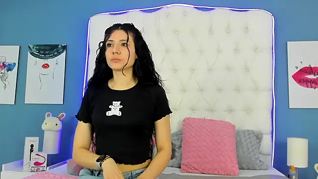 KyleRosee online show from 02/12/25, 12:33