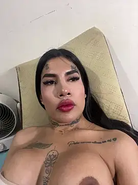 saragill323 online show from 01/15/25, 11:40