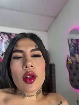 saragill323 online show from 03/04/25, 06:07