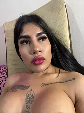 saragill323 online show from 03/10/25, 10:45