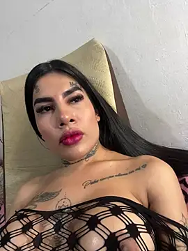 saragill323 online show from 03/11/25, 06:30