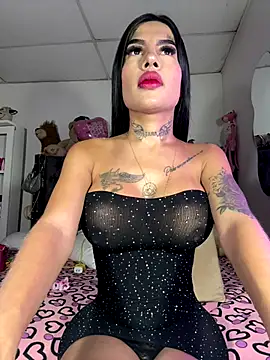 saragill323 online show from 11/08/25, 12:16