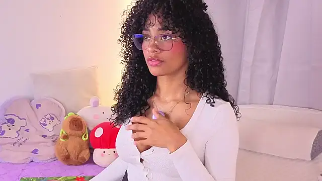 Heily Fox online show from 04/19/26, 05:40