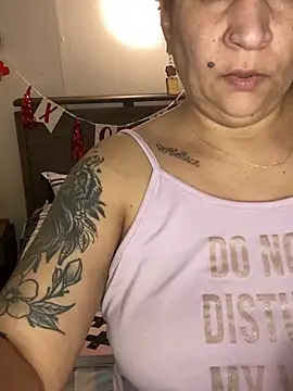 ladycreamypr2 online show from 02/17/26, 07:16