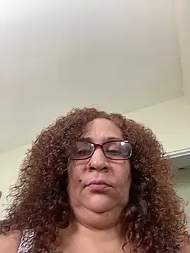 ladycreamypr2 online show from 02/26/26, 05:45