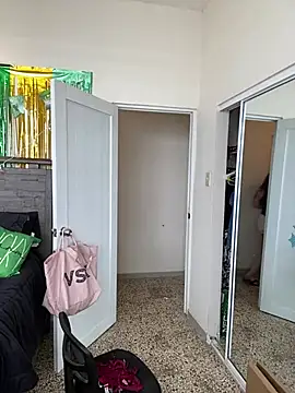 ladycreamypr2 online show from 03/21/26, 01:37