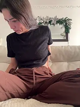 Yulia sx online show from 12/19/25, 09:00