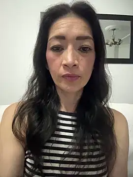 Snapshot of Yulia_sx chatting on 04/10/26, 10:58 Yulia sx online show from 04/10/26, 10:58