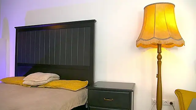 Snapshot of Yanira_Muslim chatting on 02/25/26, 05:06 Yanira Muslim online show from 02/25/26, 05:06