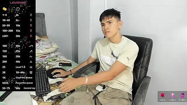 Jacobb Lee online show from 02/13/25, 08:13