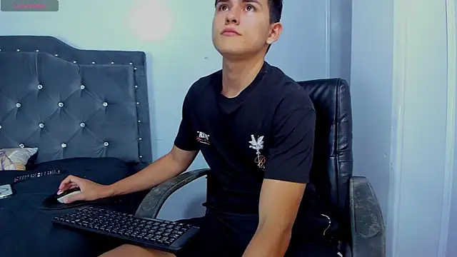 Jacobb Lee online show from 11/13/25, 09:47