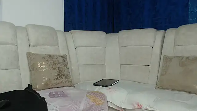 Hot Sharks  online show from 04/09/26, 07:25