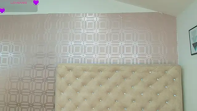 Snapshot of Sara_Desire chatting on 01/19/25, 12:28 Sara Desire online show from 01/19/25, 12:28