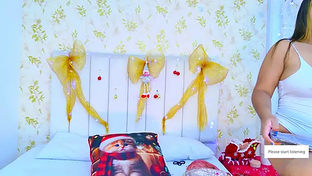 Sara Desire online show from 12/18/25, 12:22