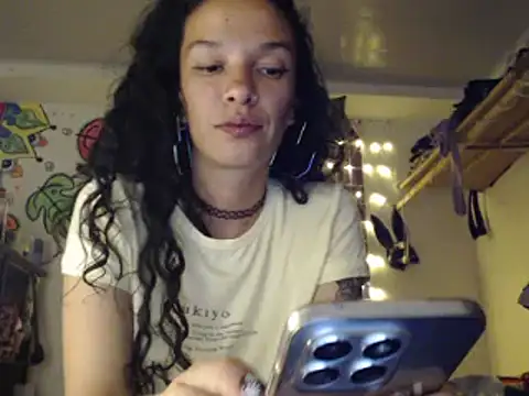 rebekka simpson online show from 12/26/24, 02:33