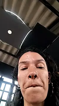 rebekka simpson online show from 03/04/25, 02:32