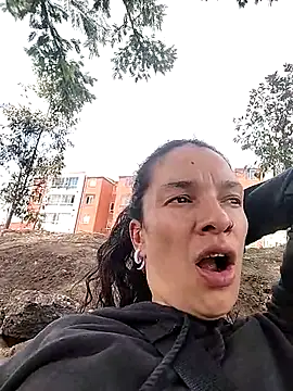 rebekka simpson online show from 10/06/25, 02:58