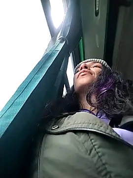 Snapshot of rebekka_simpson chatting on 03/17/26, 02:09 rebekka simpson online show from 03/17/26, 02:09